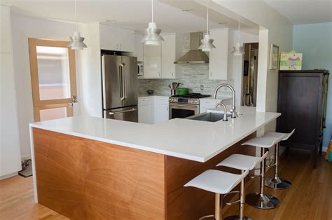 Mid Century Modern Kitchen With Artistic Interior Space Interior