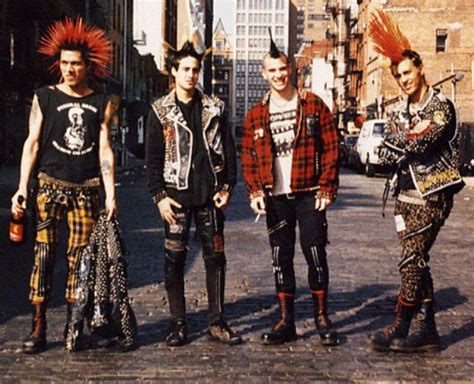 20 Awesome Punk Hairstyles For Guys The Black Ravens
