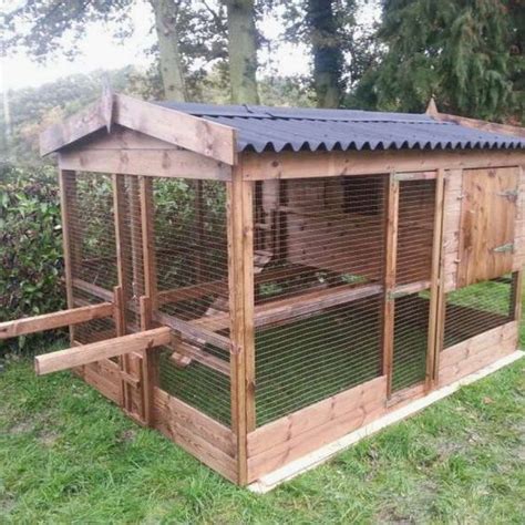 Poulailler De Conte De F Es Diy Chicken Coop Plans Building A Chicken Coop Backyard