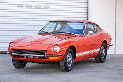 Bring A Trailer Fully Restored 1971 Datsun 240z Goes For Six Figures
