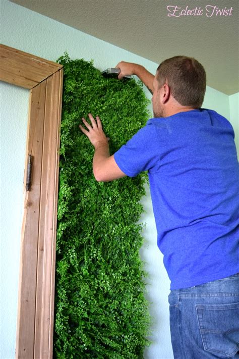 Diy Grass Wall Stand Pin On Backdrop Wedding Ideas Seeking Solace