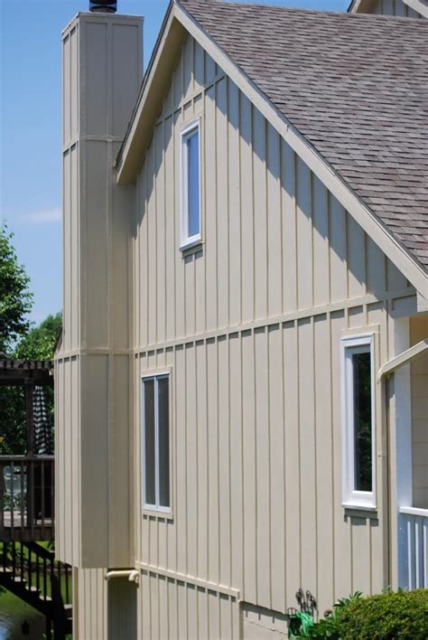 Exterior Vertical Vinyl Siding But This Does Not Mean That You Should