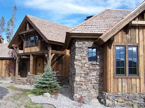 Like The Vertical Siding And Rustic Feel Bavarian Stone Cabin Timber