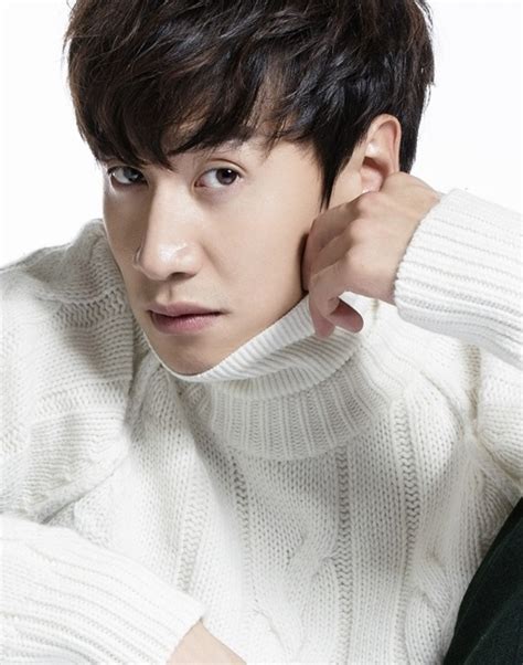 He began his career as a model in the fashion industry before first appearing in the sbs sitcom 'here he comes' in 2008. Lee Kwang Soo | Wiki Drama | FANDOM powered by Wikia