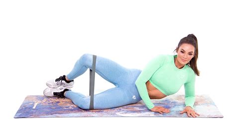 5 Resistance Band Exercises For A Strong Butt Lifting Workouts At Home Workouts Butt Workouts