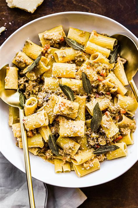 White Bolognese Rigatoni So Much Food
