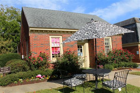 Consultez 7 avis sur southern sisters, noté 4,5 sur 5 sur tripadvisor et classé #83 sur 117 restaurants à nº 61 sur 78 restaurants à fernandina beach. The Cupcake Avenger: Twisted Sisters Cupcakes, Virginia Beach