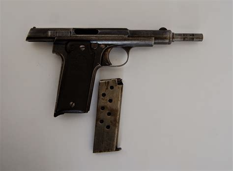 Museo Marítimo Nacional Colección Patrimonial Pistola Astra 400 Modelo