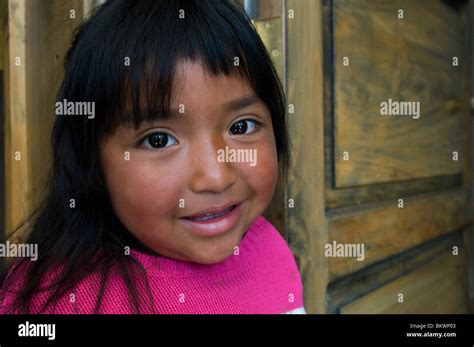 Guatemalan Girl Hi Res Stock Photography And Images Alamy