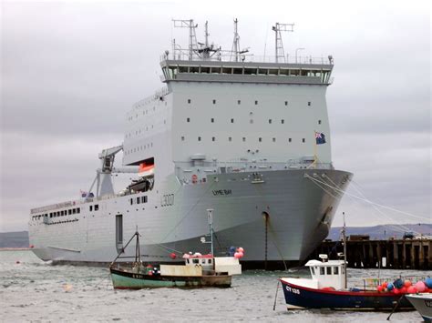 Royal Navy Royal Fleet Auxiliary Rfa Lyme Bay Bay Class Landing