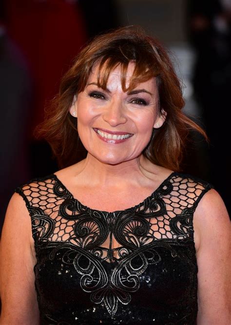 Pictures Of Lorraine Kelly