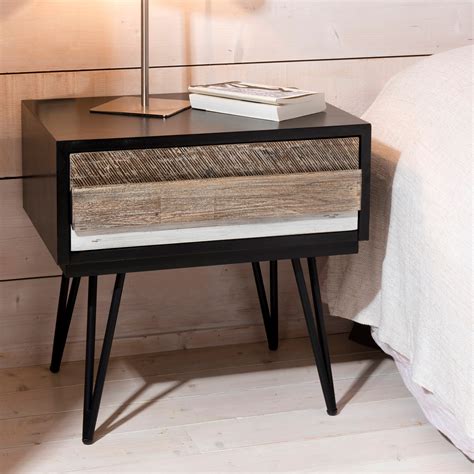 Html tables allow web developers to arrange data into rows and columns. Table de chevet en Acacia massif noir 1 tiroir bandes ...