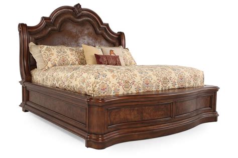Pulaski san mateo traditional platform bedroom set. Pulaski San Mateo Sleigh Bed | Mathis Brothers Furniture