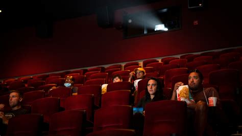 What Scary Movies Are Playing In Theaters Right Now / Movie theaters