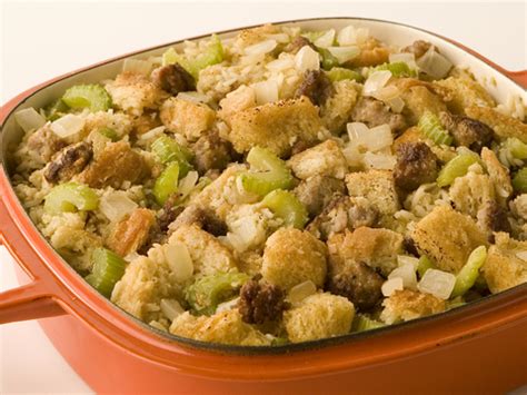 Let me tell you up front what the secret to paula deen's thanksgiving dressing recipe is. Good Old Country Stuffing Recipe : Paula Deen : Food Network