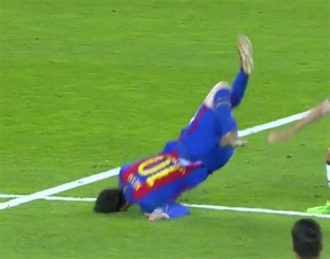 Messi Hit The Ground With His Goddamn Face Today