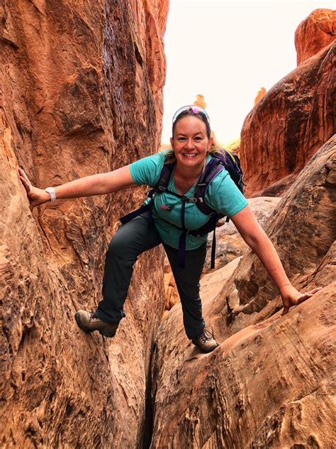 How To Hike Fiery Furnace In Arches National Park Kids And Passports