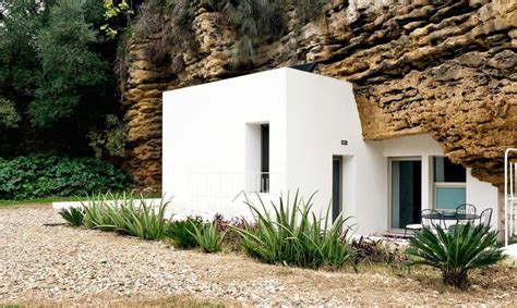 6 Cool Cave Homes That Stay Comfortable In Summer And Warm In Winter