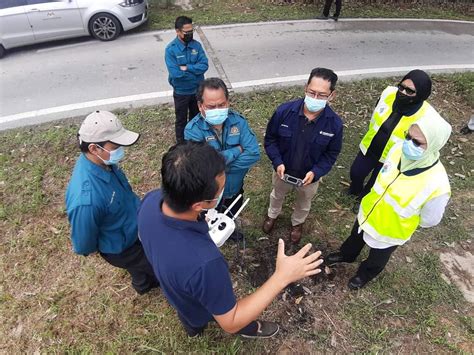 Layakkah tuan ibrahim tuan man menjadi menteri alam sekitar? Ketua Pengarah Jabatan Alam Sekitar Malaysia Turun Padang ...