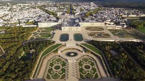 Versailles, admirez la cité royale vue du ciel | Versailles, Vacation