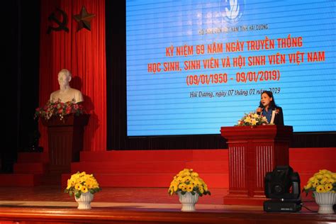 Hồng đăng, tên đầy đủ là lê hồng đăng (sinh ngày 06 tháng 10 năm 1984) là một nam diễn viên việt nam. Chương trình "Định hướng tinh thần tình nguyện cho sinh ...