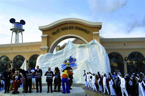 It's time to live the dream again with iconic attractions, selfie spots with beloved disney characters, a new cars road trip experience, disneylicious food and the grand opening of. The History of 25 Years at Disneyland Paris