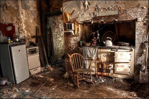 The Crusty Kitchen Old Abandoned Houses Abandoned Places Abandoned