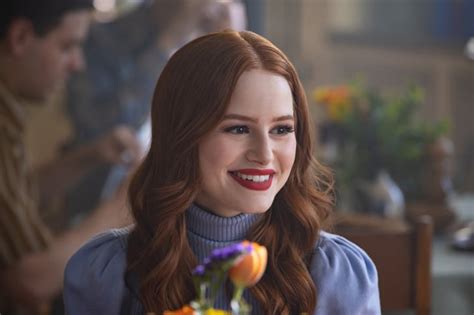 Madelaine Petsch As Cheryl Blossom How Old Is The Riverdale Cast