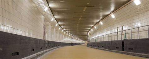 Un éclairage De Tunnel Intelligent Garantit La Sécurité Et Préserve Le