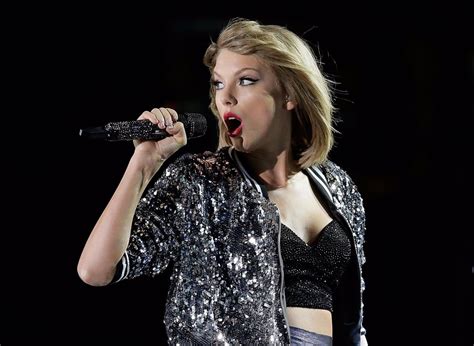 Taylor Swift Hace Su Primera Aparición Pública En Cinco Meses