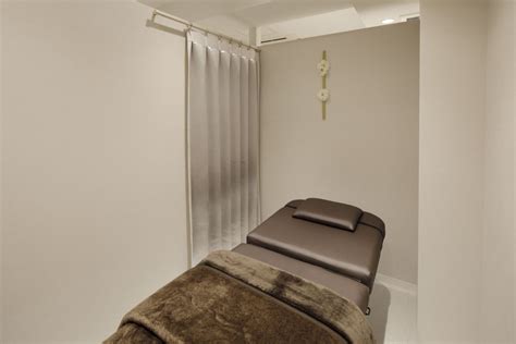 M Beauty Clinic | 株式会社エイケー｜店舗内装・店舗デザイン