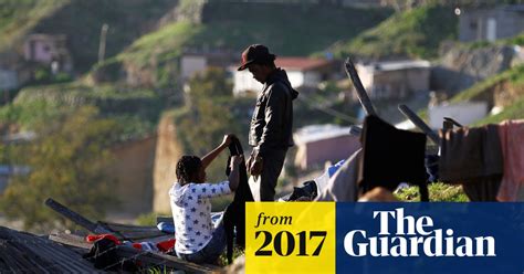Mexicans Fear Trump Deportation Plan Will Lead To Refugee Camps Along Border Mexico The Guardian