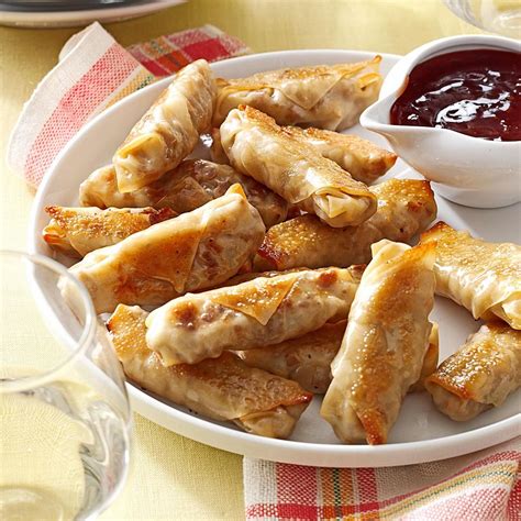 In each wonton i put in about a teaspoon of the cream cheese mixture and a little dollop of raspberry jam. Crispy Baked Wontons Recipe | Taste of Home