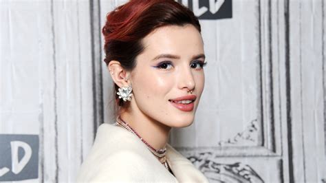 Bella Thorne Never Learned To Read Or Count So She Taught Herself