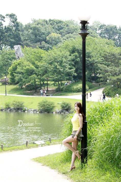 Han Chae Yee Beautiful Outdoor Portrait Teen Girl Asian