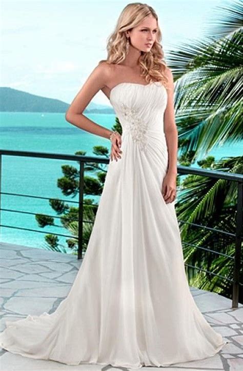 If you gonna hold a romantic wedding on beach, you must need a beatiful beach wedding dress. 11 best White sundresses images on Pinterest | Summer ...