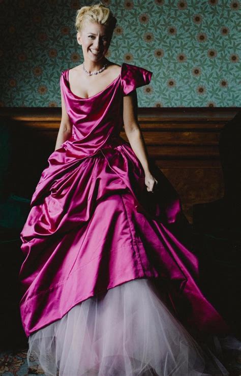 Sara Eisen Looks Stunning In Her Wedding Dress Ecelebrityfacts