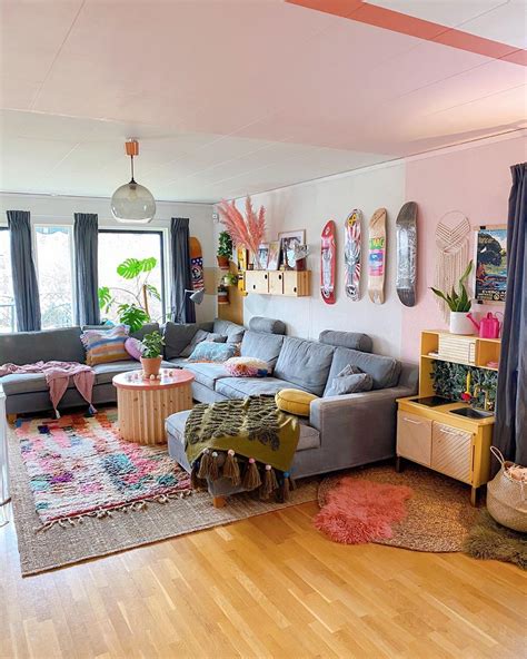 Turn your living room into a lovely space that's relaxing yet functional by selecting the right lighting. Cool Pink Swirl Rug For Living Room / With such a wide ...