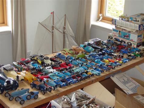 I Am Selling Up My Collection Of Around 130 Models And Un Built Kits