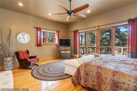 For a while people wondered if they bought it to rent out. Sister Wives stars Kody and Robyn Brown plunk down ...