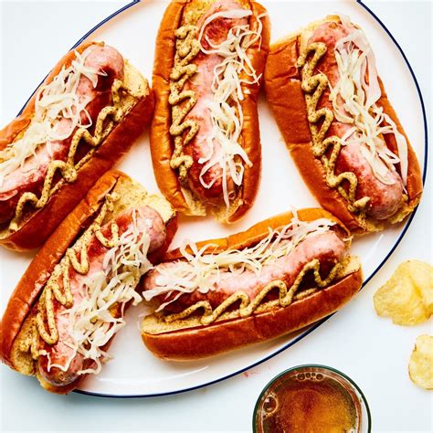 The wonder is in the simplicity of these patties. Our 23 Best Hot Dogs and Sausages in 2020 | Food recipes ...