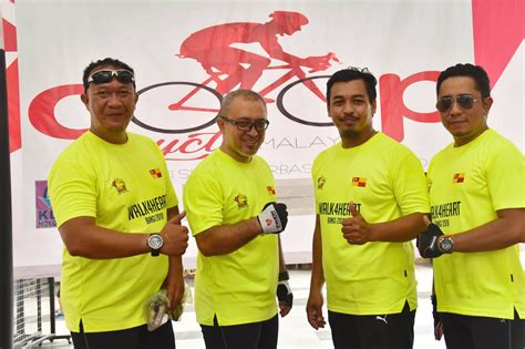 Senarai ahli kehormat freemason malaysia senarai bidang kuasa yang dipertuan agong senafas rindu episod 20 senarai harga kereta mercedes di malaysia senafas rindu episod 2 senarai bekas timbalan ketua polis negara senarai bandar diraja di malaysia semua. Kayuhan Hari Malaysia (16 September 2018) | KLIA Premier ...
