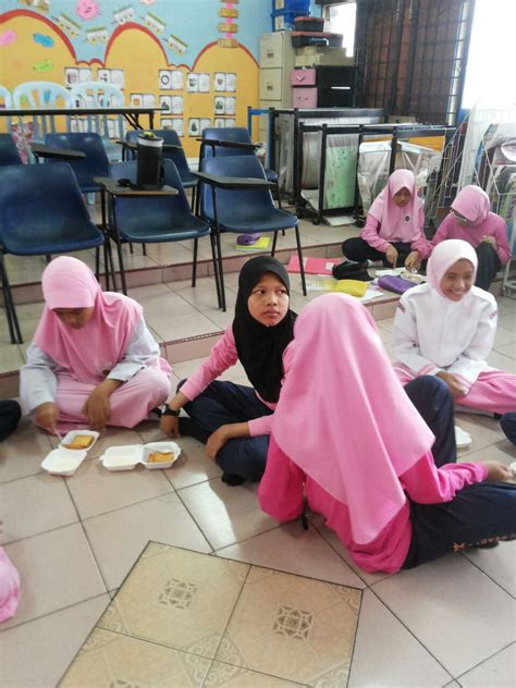 (trustworthiness), rasa hormat dan perhatian (respect). Selamat Datang ke Laman SKPT1: Aktiviti Persatuan Puteri ...