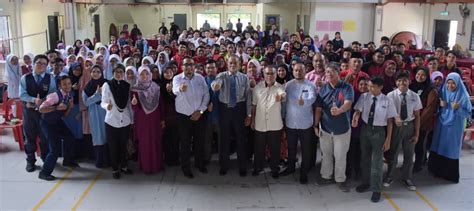 Senarai negeri mengikut pencapaian keputusan peperiksaan spm 2019. Simulasi Pilihan Raya Pelajar Sekolah | Malaysia Aktif