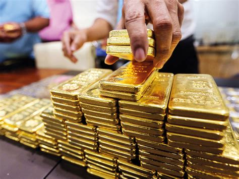 The yellow metal symbolizes prosperity and wealth. Dh171.75 per gram: Dubai gold price at its lowest this ...