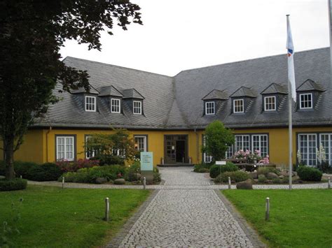 The city center is 2.6 miles away. "Haus Tabor" Hotel Schloss Montabaur (Montabaur ...