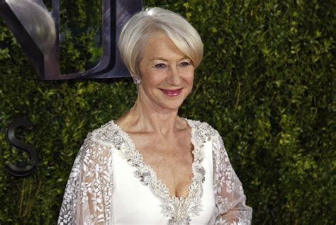 Helen Mirren Hollywood Ageism Is Outrageous Disputes Russell Crowe