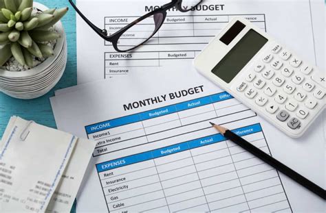 10 Monthly Budget Templates Thatll Make Budgeting Simple