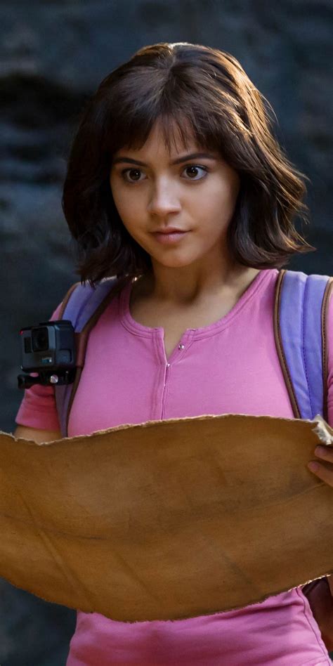 Isabela Moner Appears As Dora The Explorer In Live Action Movies First