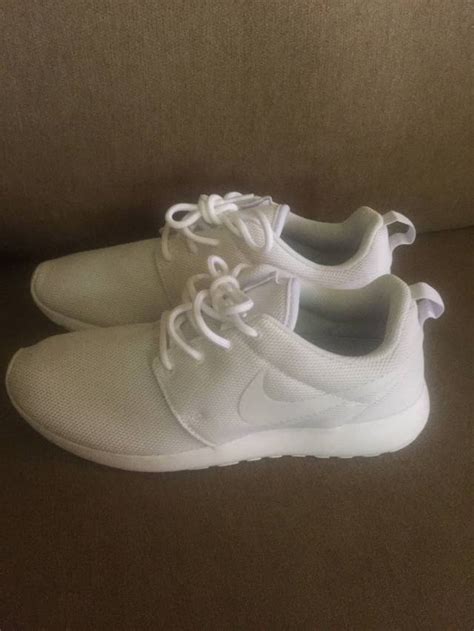 Nike Roshe One Triple White Kixify Marketplace